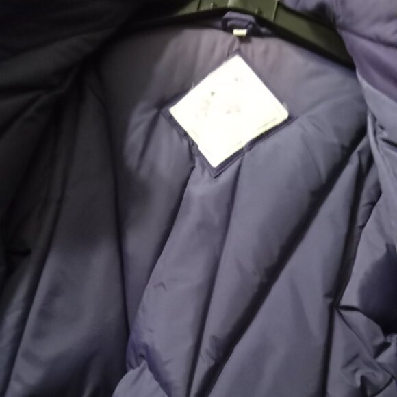 Pizazz purple down duvet ladies coat size medium, super cozy and warm - Picture 5 of 6